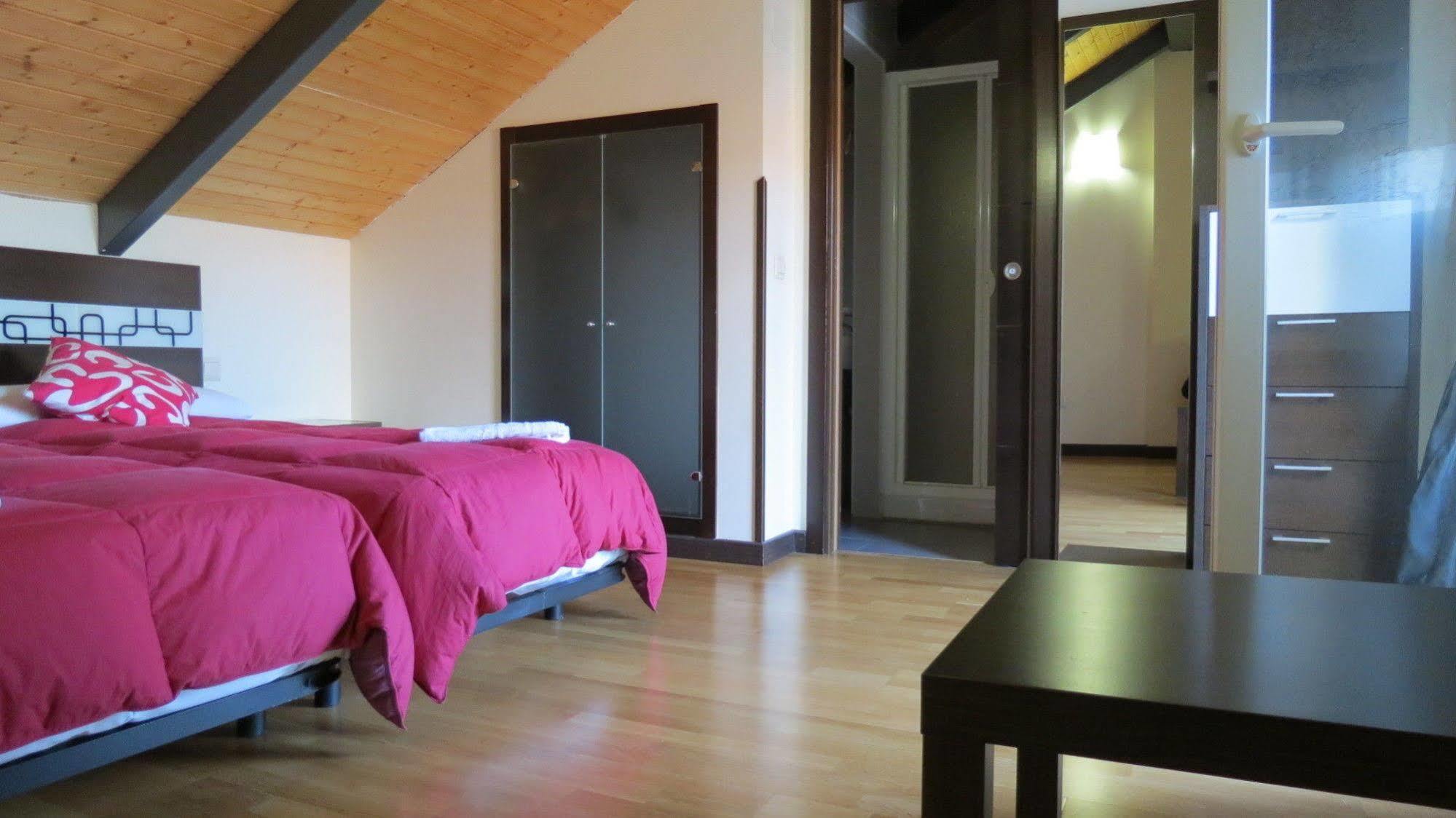 Flats Soterrana Apartment Avila